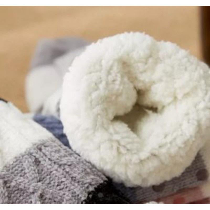 [COMPRE 2 LEVE 3] Kit Meias de Lã para Bebês Térmicas (OFERTA DE INVERNO)